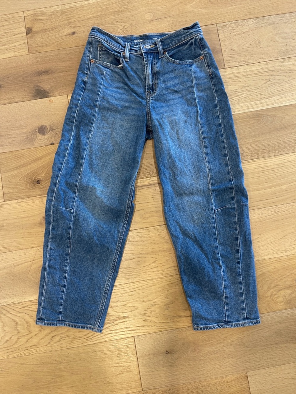 Old navy size 2 barrel jeans